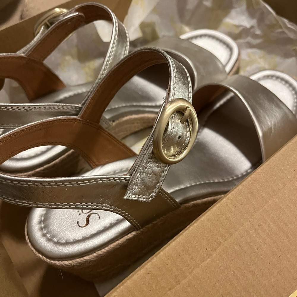Silver Metallic Espadrille Size 10 NWOT